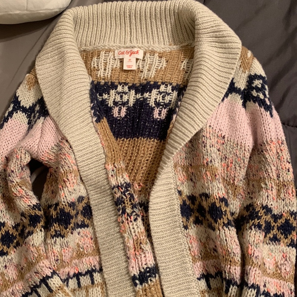 Girls cardigan! Size 5t! Perfect for holidays!